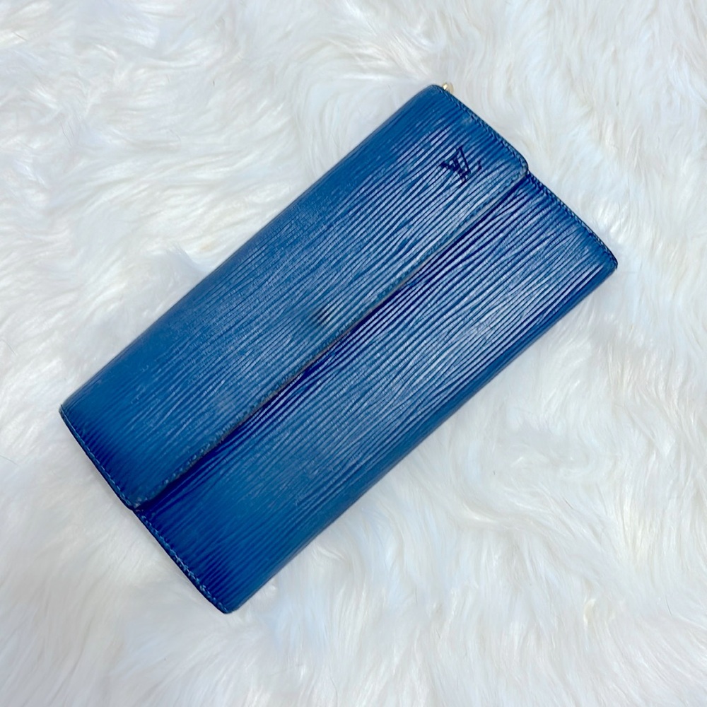 Louis Vuitton Epi Wallet